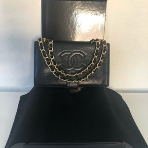 🌼 SOLD 🌼 Chanel wallet on chain